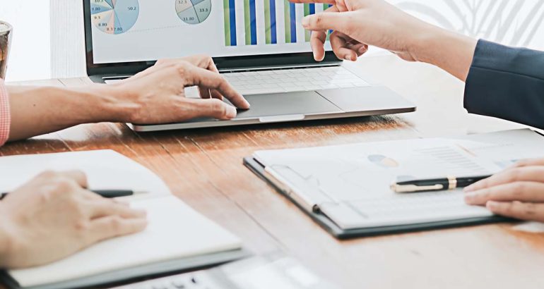 Unemployment rate falls as recovery continues